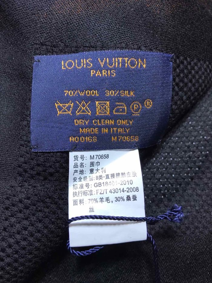 Louis Vuitton Scarf LV00086